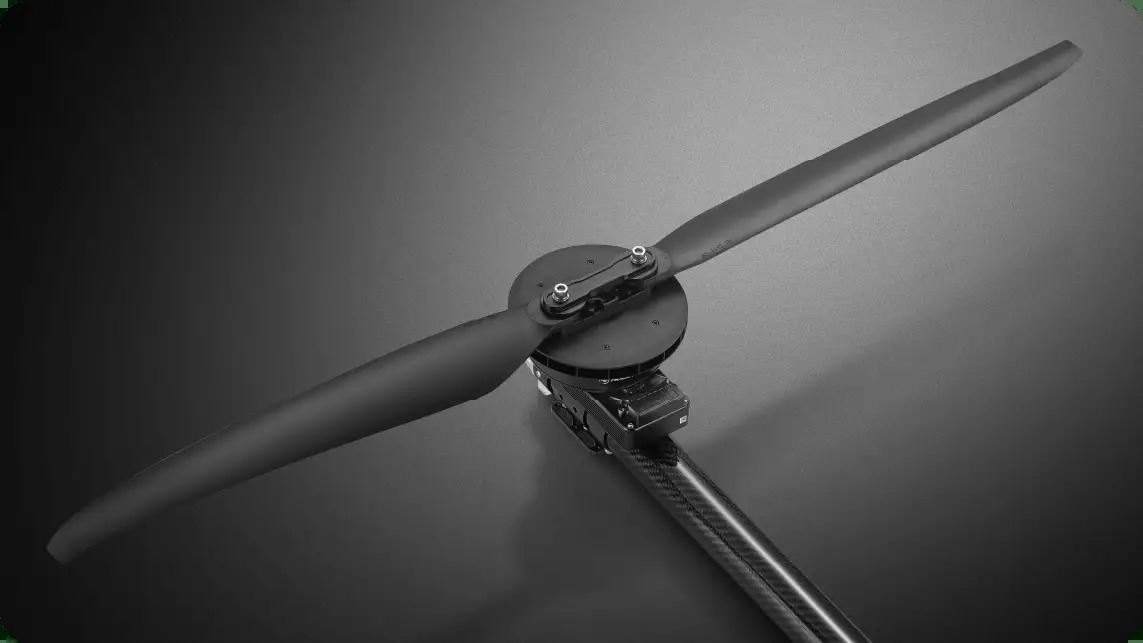 Hobbywing X9 G2L with MFP 36x11 folding propeller close-up