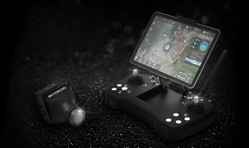 Skydroid T12 agriculture drone transmitter with tablet mounted, dual antennas and the 3-in-1 camera